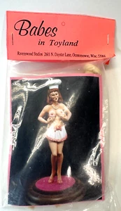 Ravenswood Studios Maßstab 1:12 Babys in Toyland Cupcake Bäcker Pin Up Mädchen Modell - Bild 1 von 2