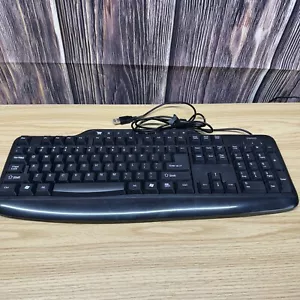 New STAPLES USB Black Ergonomic Wired Keyboard - Picture 1 of 3