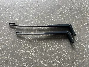 97-04 Porsche Boxster OEM Left and Right Windshield Wiper Arm Set - Picture 1 of 4