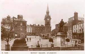 Market Square Aylesbury RP old pc used 1913 WHS Kingsway S11428 - Bild 1 von 1