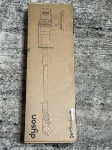 Dyson Gen5Outsize Absolute **new with 2-year warranty** - Picture 1 of 6