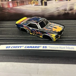 AW '69 CHEVY CAMARO SS TREASURE HUNT OMAGGIO HOT-WHEELS FLAMES SLOT CAR CARROZZERIA - Foto 1 di 6