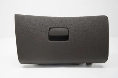 Chevrolet Malibu 2008-2012 guantera bronceada Foto 1 de 4