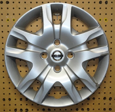 Cubierta de rueda tapacubos Nissan Sentra 2010-2012 16" 40315ZT50A 53084 OEM* Foto 1 de 4