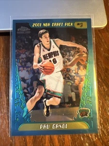 Tarjeta de novato Pau Gasol 2001-02 Topps cromada RC #131 HOF Grizzlies Lakers casi nueva-como nueva - Imagen 1 de 6