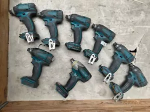 Voce 9x avvitatore a percussione a batteria Makita 14,4 V 1/4" solo dispositivo solg difettoso - Foto 1 di 6