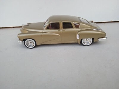 MODELLINO AUTO SOLIDO - TUCKER TORPEDO 1948 SCALA 1:43 - Immagine 1 di 4