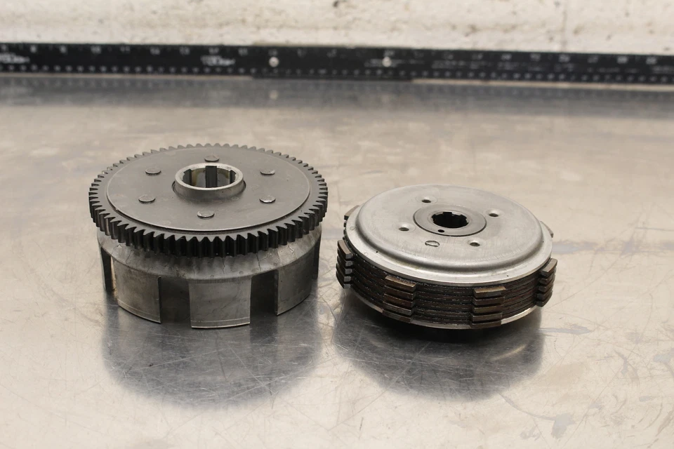 Honda XL200R 1984 embrague completo con placas cubo de cesta A369 Foto 1 de 4