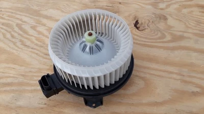 Двигатель вентилятора для Honda Crosstour 2010-2015 годов выпуска от оригинального производителя - Изображение 1 из 4