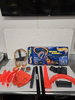 Mattel Hot Wheels Volcano Blowout Set w/ Original Box Incomplete Untested Rare - Image 1 of 4