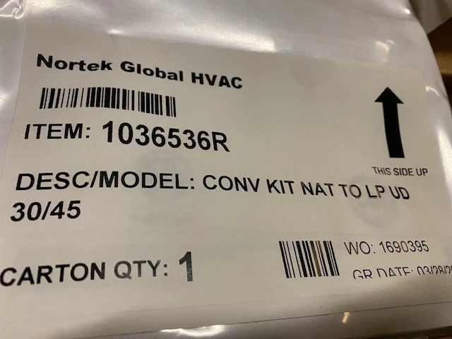 Kit de conversión de gas natural o propano Reznor 1036536R para UD 30/45 Foto 1 de 1