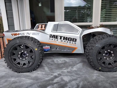Tekno RC MT410 2.0 1/10 масштаб электрический 4 x 4 Pro Monster Truck набор [TKR9501] - Изображение 1 из 4