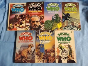 Malcolm Hulke  Lot 7 Doctor Who 1980's Target Paperback - Imagen 1 de 3