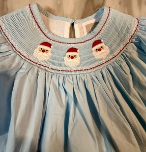 Lil Kaktus Mädchen gesmoktes Weihnachtskleid mit besticktem Weihnachtsmann Größe 3t - Bild 1 von 12