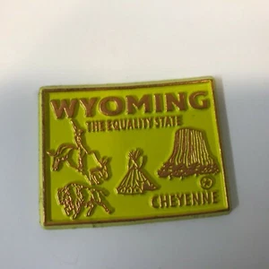 Casa rodante Wyoming State Magnet The Equality State Travel Gold nevera - Imagen 1 de 3