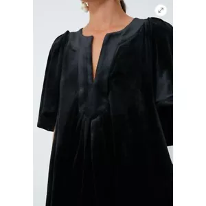Pomander Place Tuckernuck Black Velvet Finley Flutter Sleeve Top V-Neck Size XXL - Picture 1 of 13