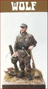 Wolf German Soldier In Zeltbahn 1/35 Scale Resin Figure Model Kit - Picture 1 of 1