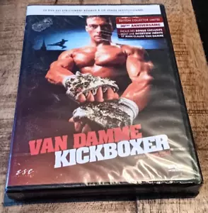 Jean Claude Vandamme - Rare collector - KICKBOXER- 1989 - Edition limitée -Neuf - Foto 1 di 11