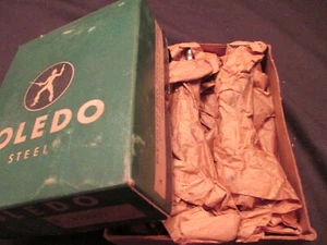 Vintage TOLEDO STEEL Valves For 1954-55 Ford #V2X055 NIB - Picture 1 of 4