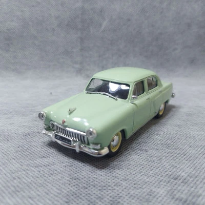 car GAZ-21  Plastic model 1:43 DeAGOSTINI - Image 1 of 4