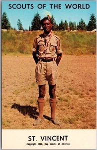 Postal Scout c1968 "SCOUTS OF THE WORLD" ST. VINCENT Caribe / Sin usar - Imagen 1 de 2