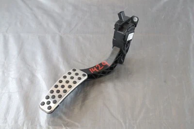 2016 道奇挑战者 SRT HELLCAT 原始设备制造商 DBW 气体加速器踏板 P04861714 #1429 — 第 1/4 张图片