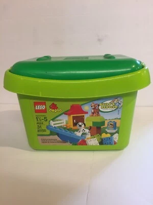 Lego Duplo 4624 Green Tub 31 Pieces Dog & Kitty - Image 1 of 2