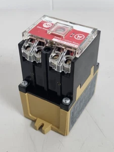 😎 ALLEN BRADLEY 700S-P310A1 SAFETY CONTROL RELAY 120 VAC COIL 600 VAC 10 AMP - Picture 1 of 9