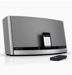 Bose SoundDock 10 Bluetooth Digital Music System + Bluetooth + Remote - Picture 1 of 17