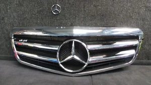 OB-215 * Mercedes-Benz W212 Kühlergrill  Original - Bild 1 von 6