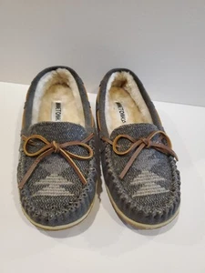 Minnetonka Women’s Tilia Slippers Sz 7 Grey NEW IN BOX!  - Picture 1 of 14