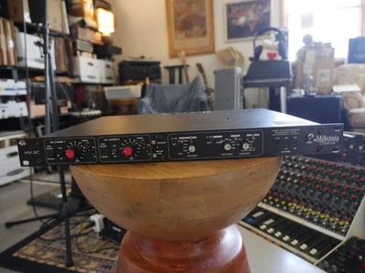 Millennia Media HV-3C (2 canales) Preamplificador con A/D) Hermoso preamplificador clásico/jazz grado Foto 1 de 4