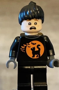LEGO Girl Female Minifig Scared Look Halloween Trick Or Treat Party Costume - Picture 1 of 2