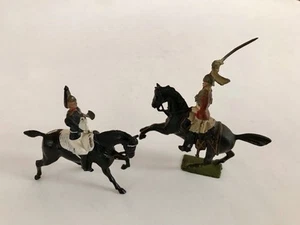 2 Vintage Britains Mounted Lead Horse & Life Guards - Picture 1 of 6