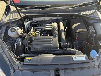 VOLKSWAGEN GOLF GEN 7 11/2012-08/2020 FUEL PUMP PETROL STANDARD TYPE 2WD   - image 1 of 4