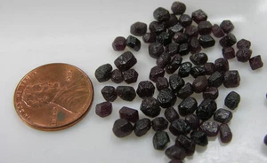 20 Esemplari Cristallo Granato Stellato Terminato Naturale Idaho USA da 3,00 mm a 5,00 mm - Foto 1 di 1