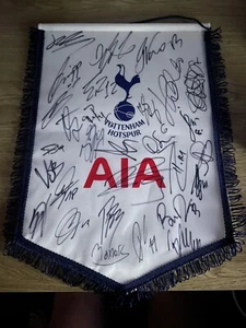 2022-2023 Tottenham Hotspurs Squad Signed Flag - Picture 1 of 1