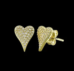 Beautiful Heart Diamond 925 Sterling Silver Studd Earring,Handmade Jewelry,Gift - Picture 1 of 2