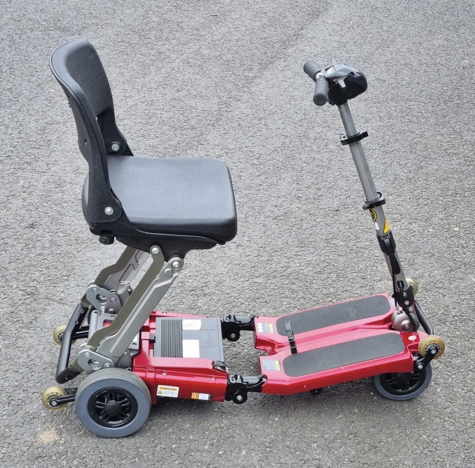 LUGGIE STANDARD Folding mobility scooter LITHIUM BATTERY. AIRLINE SAFE - Image 1 of 4