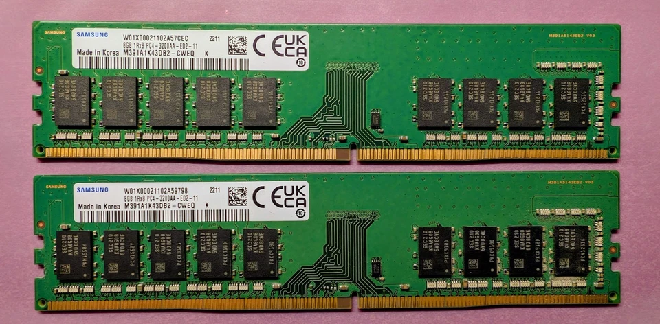 Lote de 2 Memorias de Servidor Samsung M391A1K43DB2-CWE 1Rx8 8GB DDR4 PC4-3200 ECC Foto 1 de 1