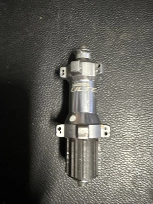 Shimano Wh-6700 Rear Hub 10/11 Speeds For Straight Pull Wheels 20 Holes - Image 1 of 4