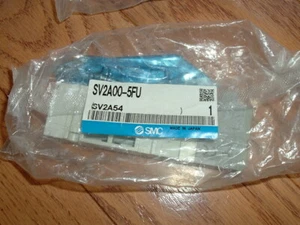 SMC SV2A00-5FU SV2A54 Solenoid Valve 5-Port, 3-Position, 24VDC Coil, 0.15-0.7MPa - Picture 1 of 8