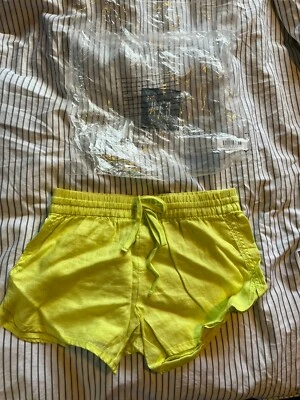 NEW GAP LIME GREEN YELLOW LINEN DOUBLE LAYER RUNNING STYLE SHORTS 6 8 XXS £39.95 - Image 1 of 2