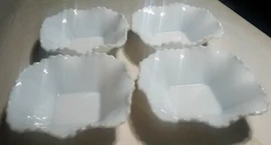 Set of (4) Vintage Milk Glass Square, Diamond Pattern, Scalloped Edge Bowls Mint - Picture 1 of 6