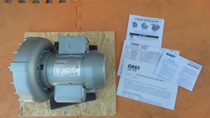 Soplador de aire regenerativo Gast R1102K-01 Regenair R1102 1/8HP 230V 115 bomba de vacío - Imagen 1 de 11