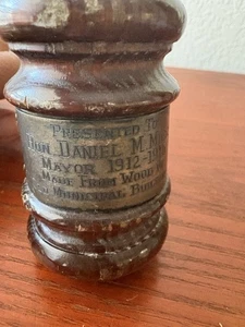 Vintage Holz Gaval Hon. Daniel M. Miers Mayor 1912 -1916 Holz altes Gemeindegebäude - Bild 1 von 8