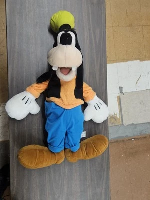 Goofy Plush 24* Oversized Plush Disney Store Retired Stuffed Animal Plush Doll - Image 1 of 4