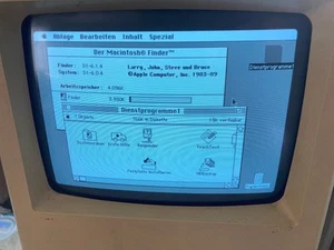 Apple Macintosh Plus 4 MB innen mit Autogrammen voll funktionsfähig - Bild 1 von 4
