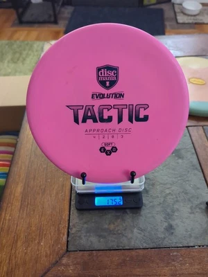 Discmania Exo Soft Tactic Pink 175g, Lightly Used, No Ink. 4/2/0/3 - Image 1 of 2