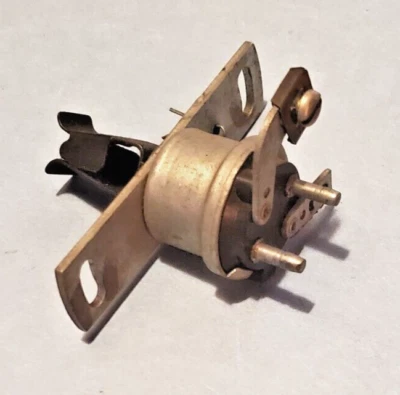 Chevrolet/Bel Air 1950-54 2 velocidades Powerglide neutro Safty interruptor/luces de marcha atrás Foto 1 de 4